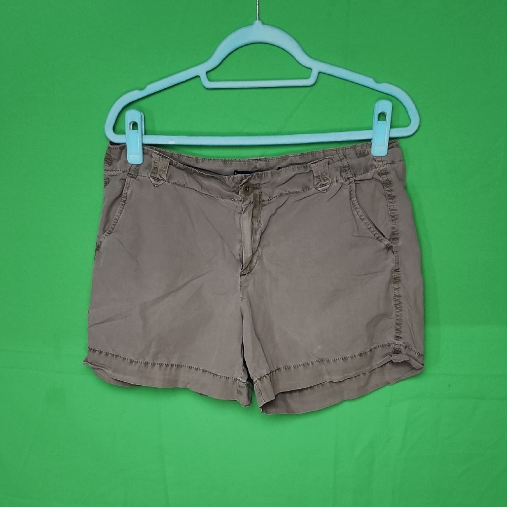GAP Tan Women's Bermuda Shorts